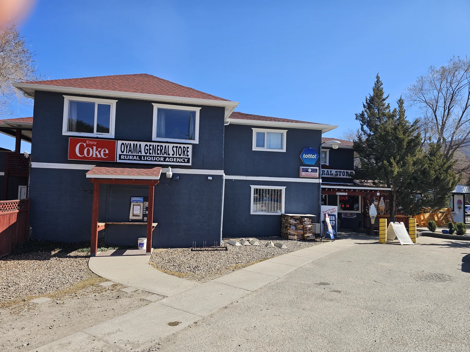 Oyama General Store, the blue building on the Oyama Isthmus since 2003