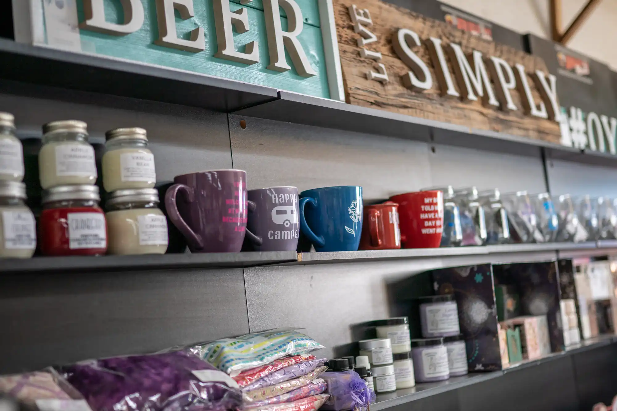 Local Artisan Wares Gifts/Souvenirs